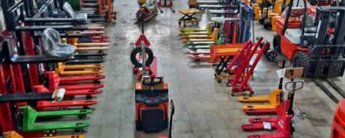 ایمنی کار با استاکر دستی